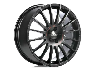 OZ Racing Superturismo GT Matt Black – 3/4-Ansicht von links