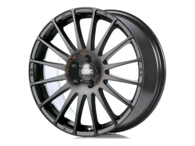 OZ Racing Superturismo GT Matt Black – 3/4-Ansicht
