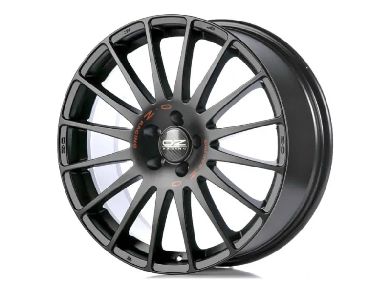 OZ Racing Superturismo GT Matt Black – 3/4-Ansicht