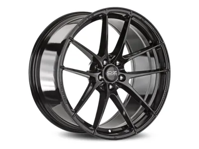 OZ Racing Leggera HLT Gloss Black – 3/4-Ansicht