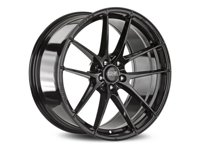 OZ Racing Leggera HLT Gloss Black – 3/4-Ansicht