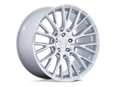 Rotiform LSE Gloss Silver w/ Machined Face – Felge in 3/4-Ansicht vorne