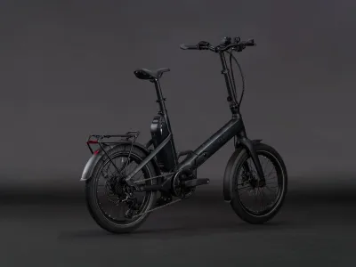 Cube Fold Hybrid 545 in coal´n´reflex (Schwarz) – 3/4-Ansicht hinten rechts, Studioaufnahme