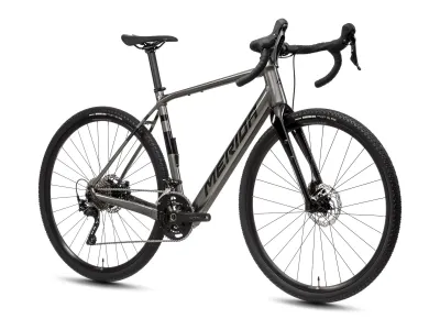 Merida eSILEX 400 in Gunmetal Grey (Black) – Dunkelgrau mit Schwarz – 3/4-Ansicht vorne rechts